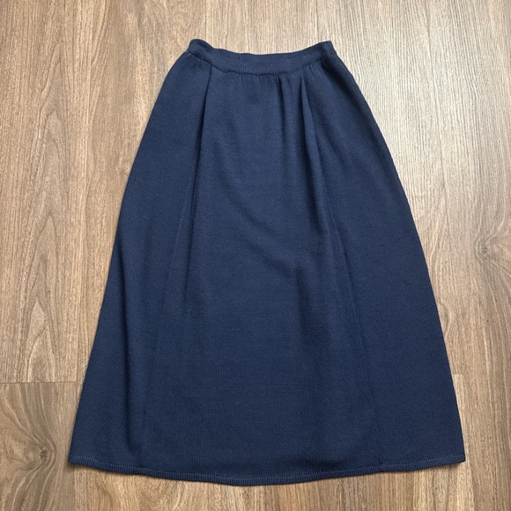 St. John vintage Classic Navy A-Line Knit Skirt medium